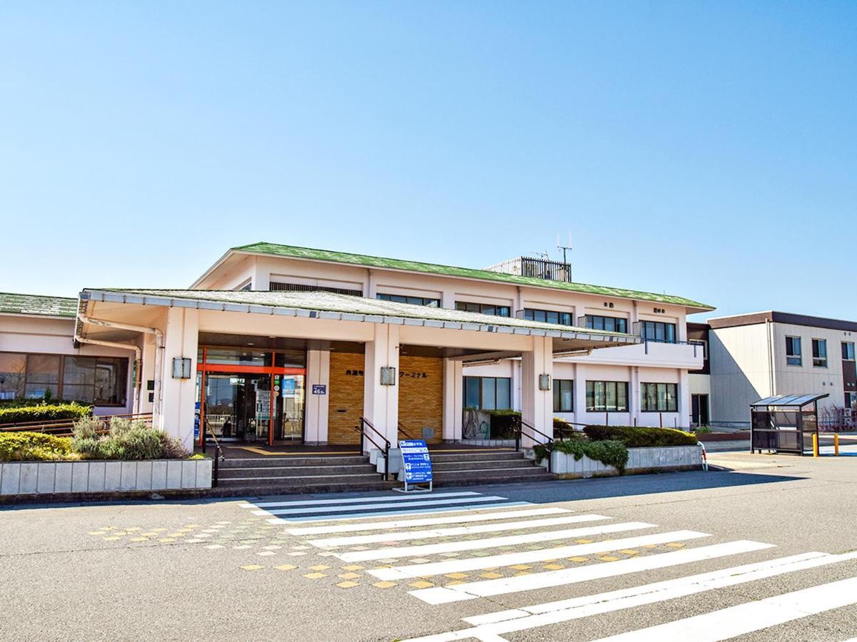 Готель Uchinadamachi Cycling Terminal Екстер'єр фото