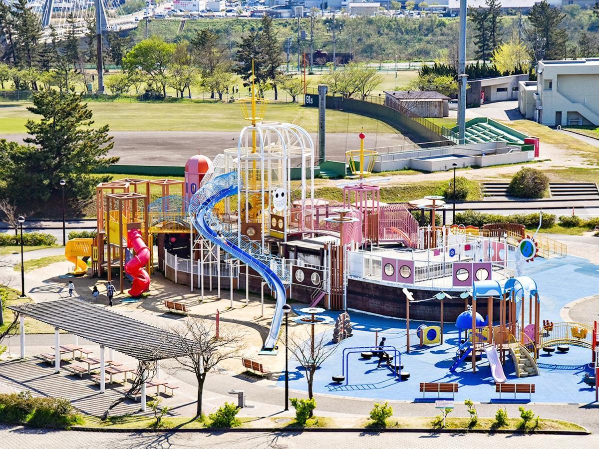 Готель Uchinadamachi Cycling Terminal Екстер'єр фото