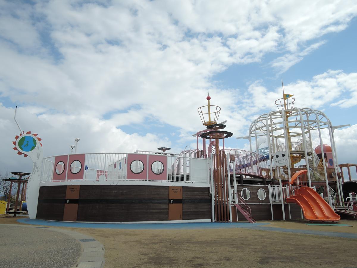 Готель Uchinadamachi Cycling Terminal Екстер'єр фото